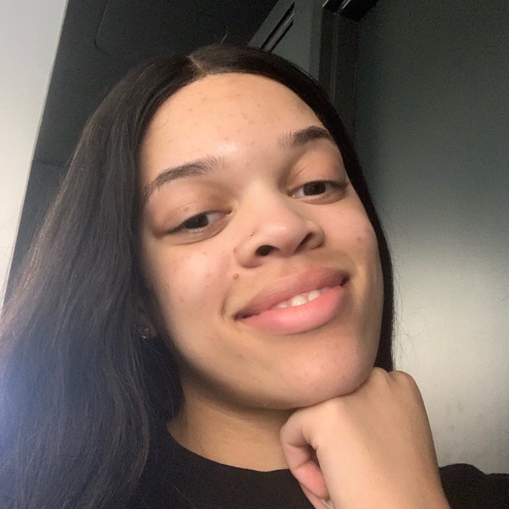 Meet your Posher, Courtney